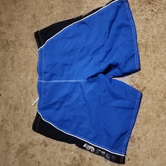 NIKE Vintage Blue & Black Swim Trunks - Picture 5 of 15